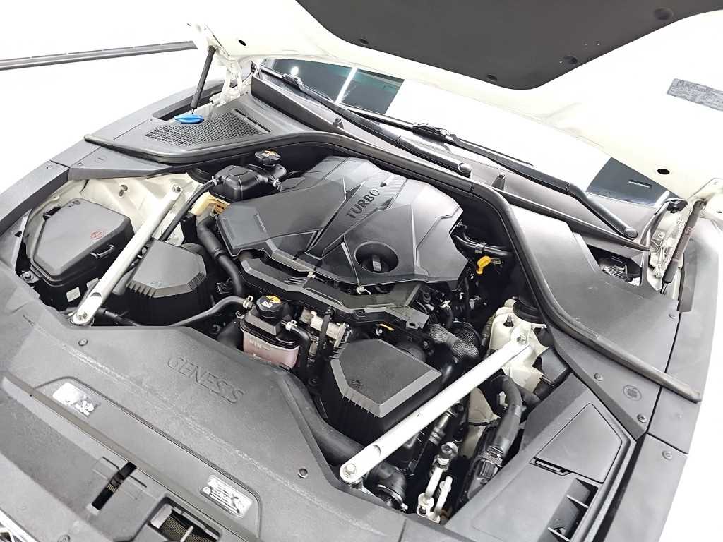 Genesis G80 — photo 05