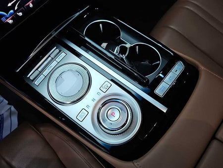 Genesis G80 — photo 08