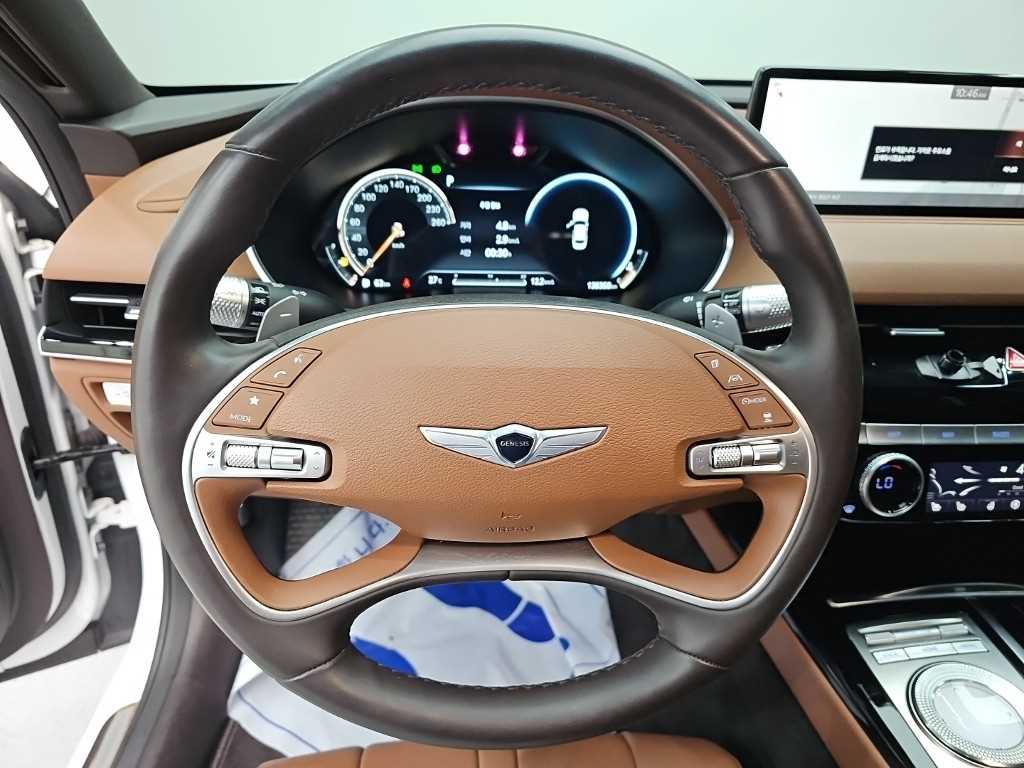Genesis G80 — photo 09