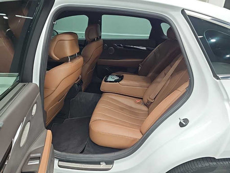 Genesis G80 — photo 12