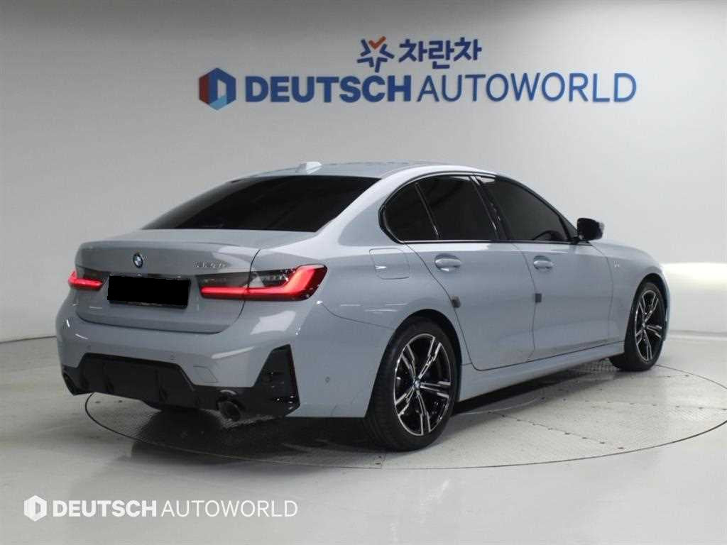 BMW 3-Series — photo 02