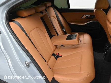 BMW 3-Series — photo 12