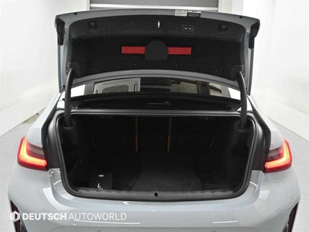 BMW 3-Series — photo 19