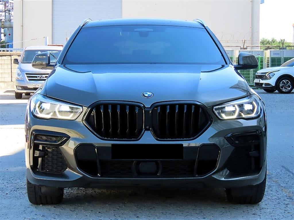 BMW X6 — photo 01