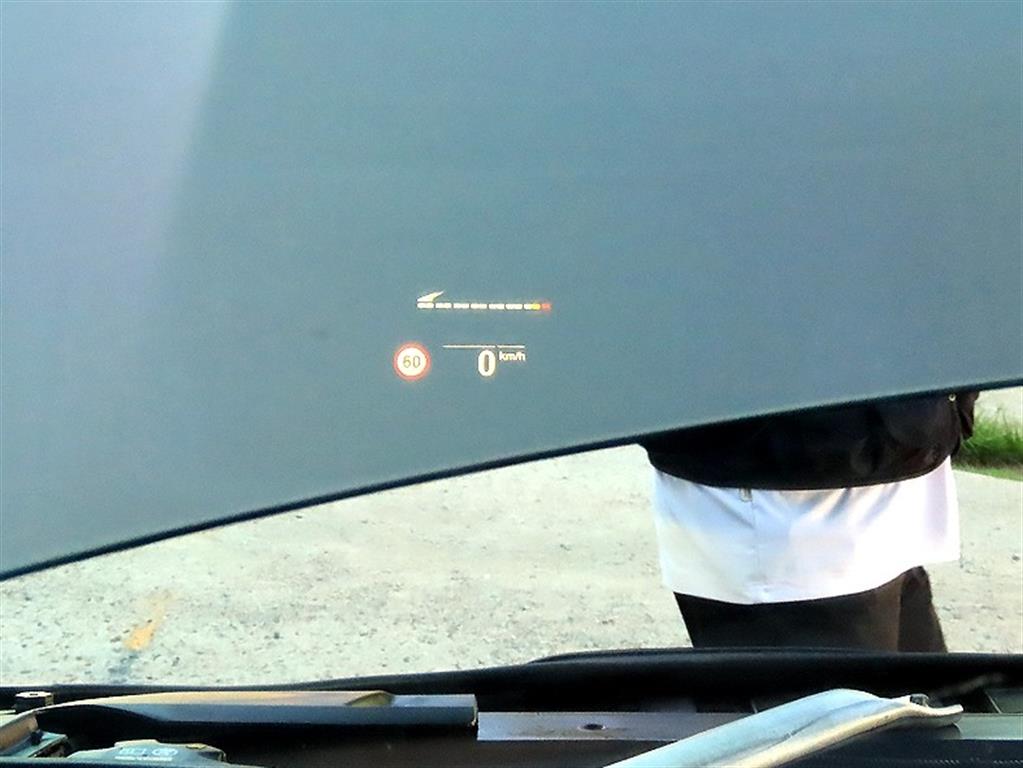 BMW X6 — photo 10