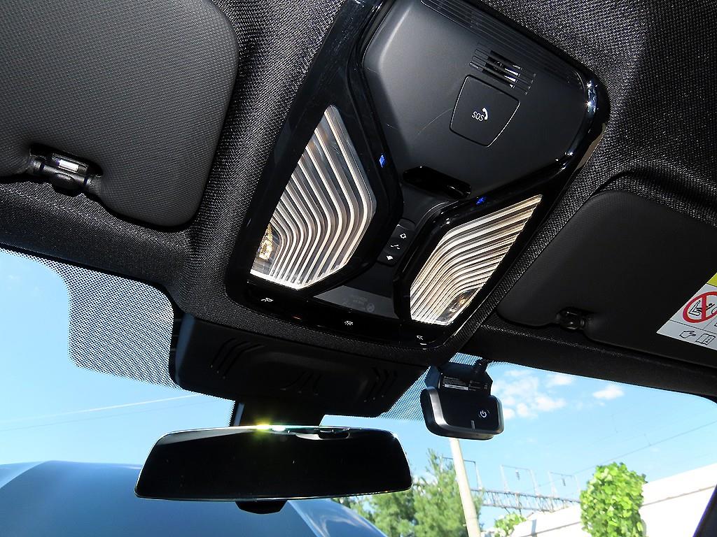 BMW X6 — photo 14