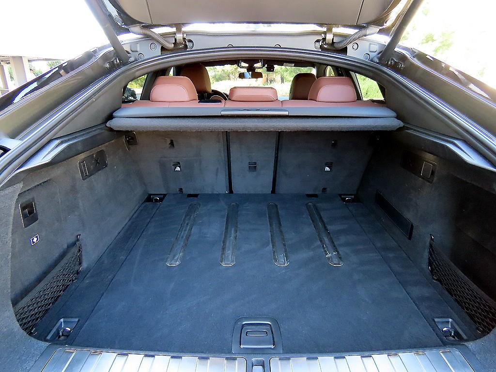 BMW X6 — photo 16