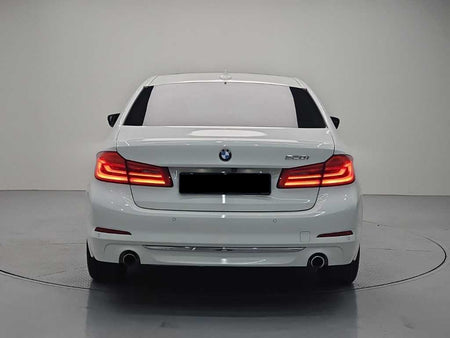 BMW 5-Series — photo 03
