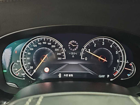 BMW 5-Series — photo 06