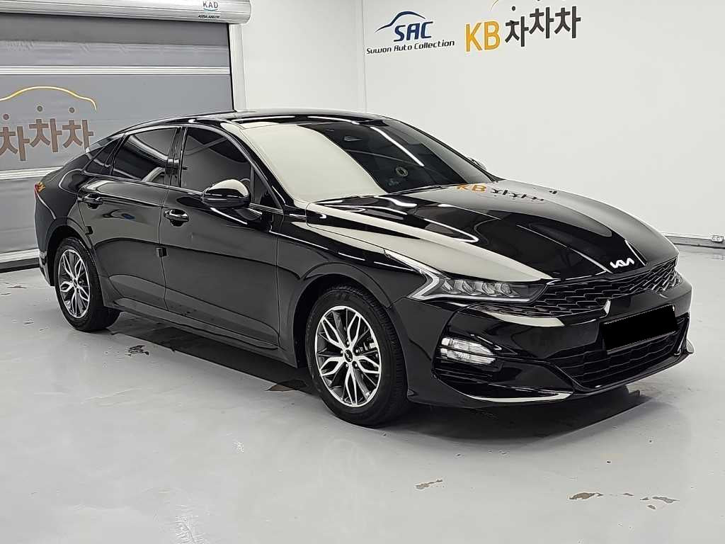 Kia K5 — photo 04