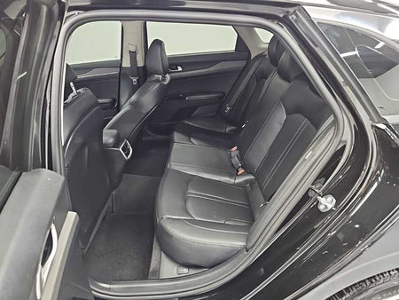 Kia K5 — photo 12