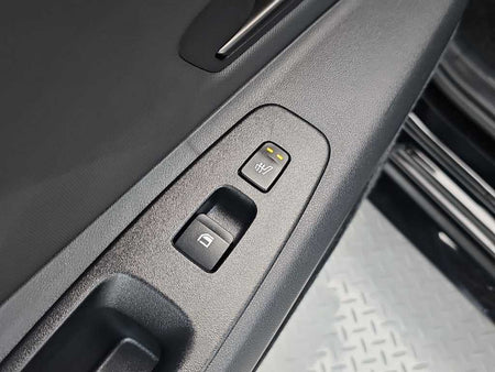 Hyundai Avante — photo 13