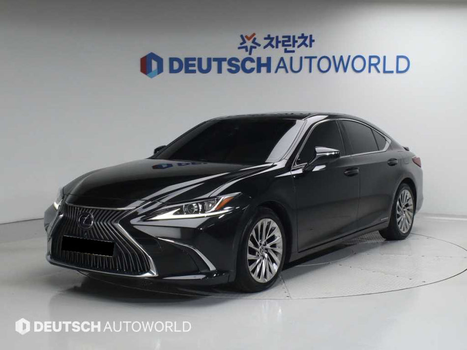 Lexus ES — photo 01