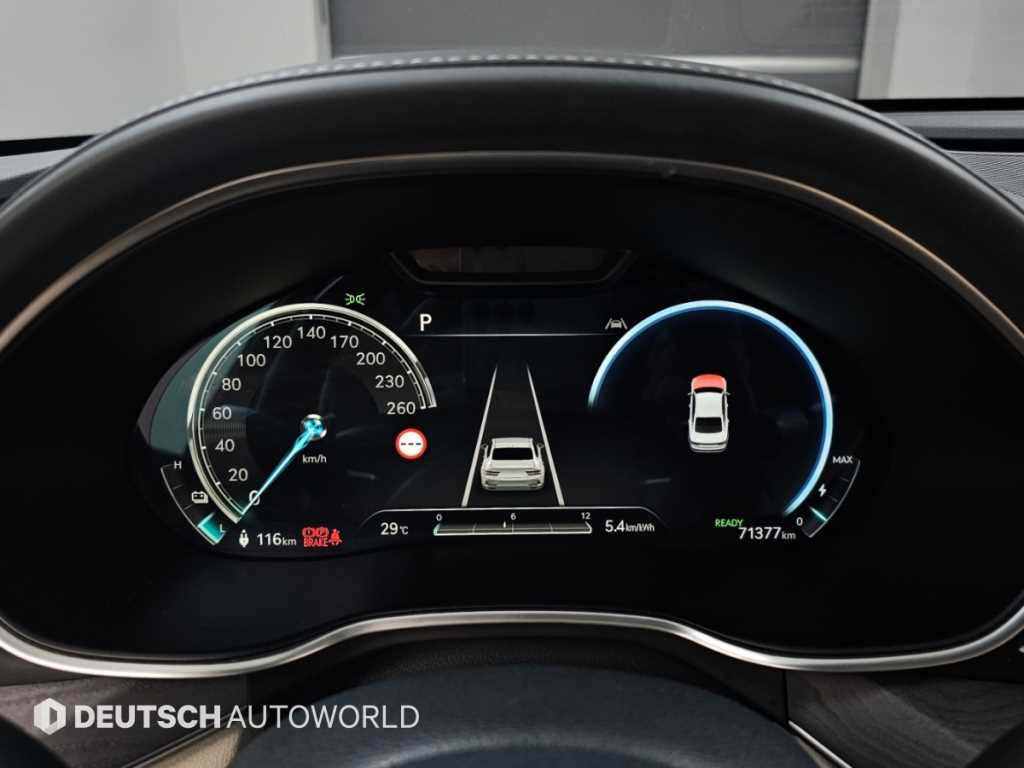 Genesis G80 — photo 08