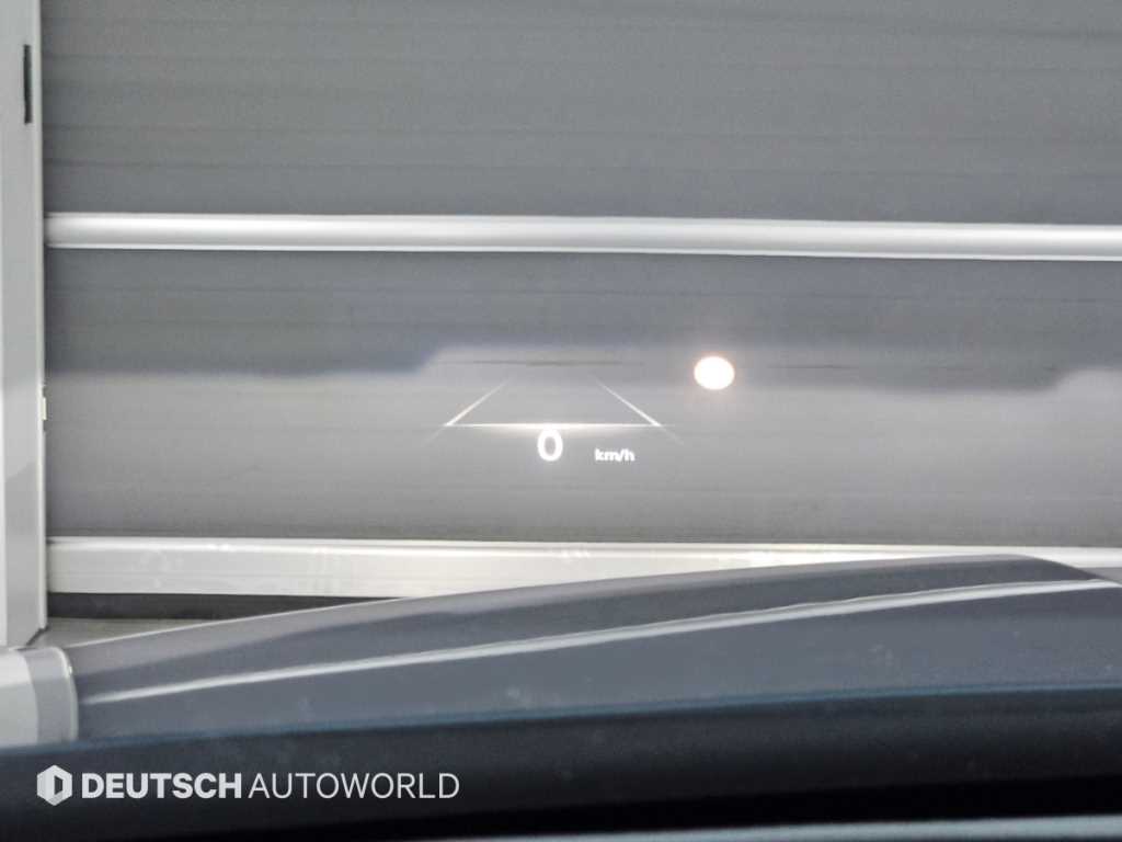 Genesis G80 — photo 17