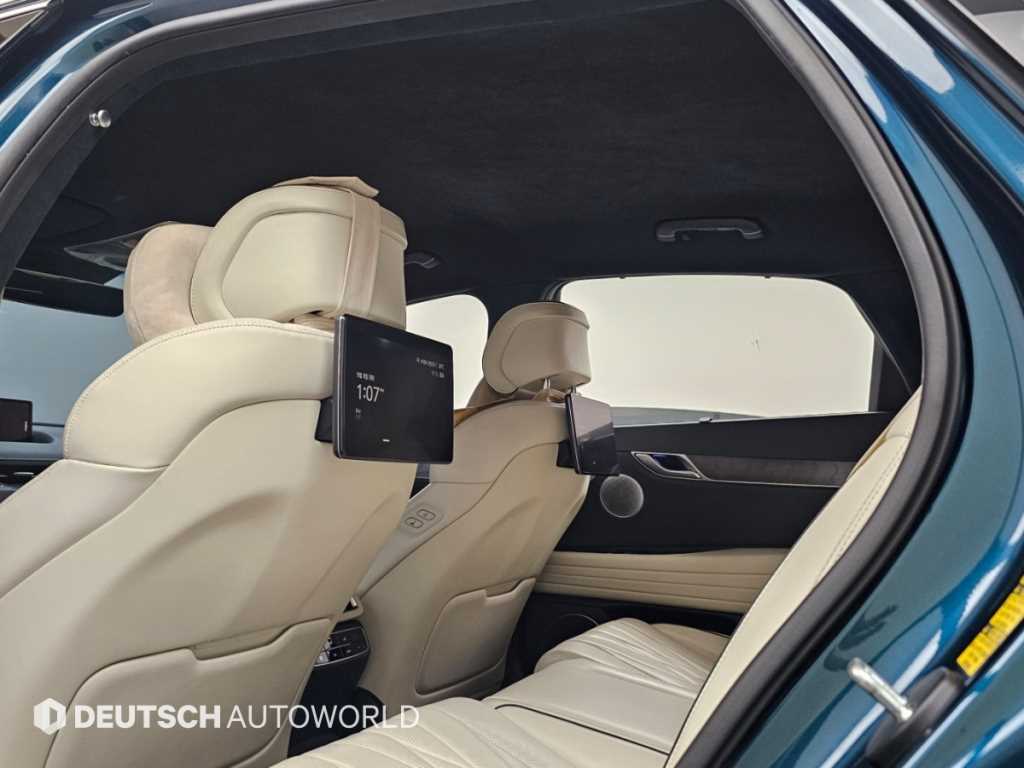 Genesis G80 — photo 18