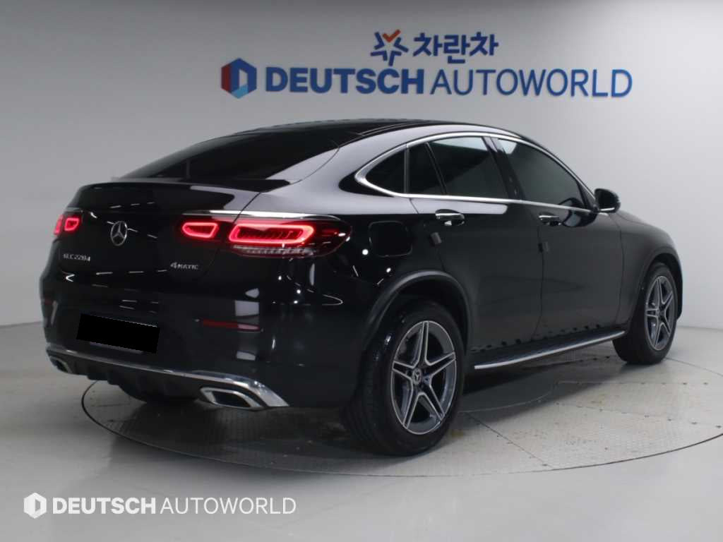Mercedes-Benz GLC-Class — photo 02