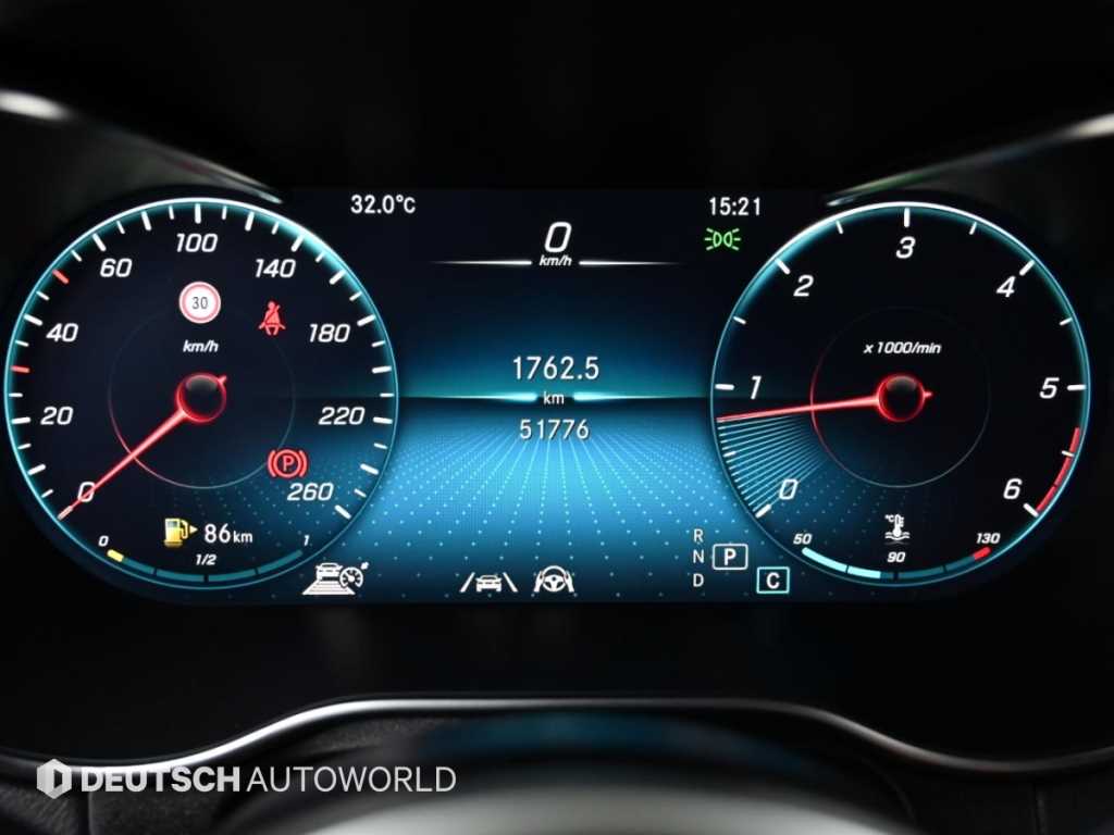 Mercedes-Benz GLC-Class — photo 08