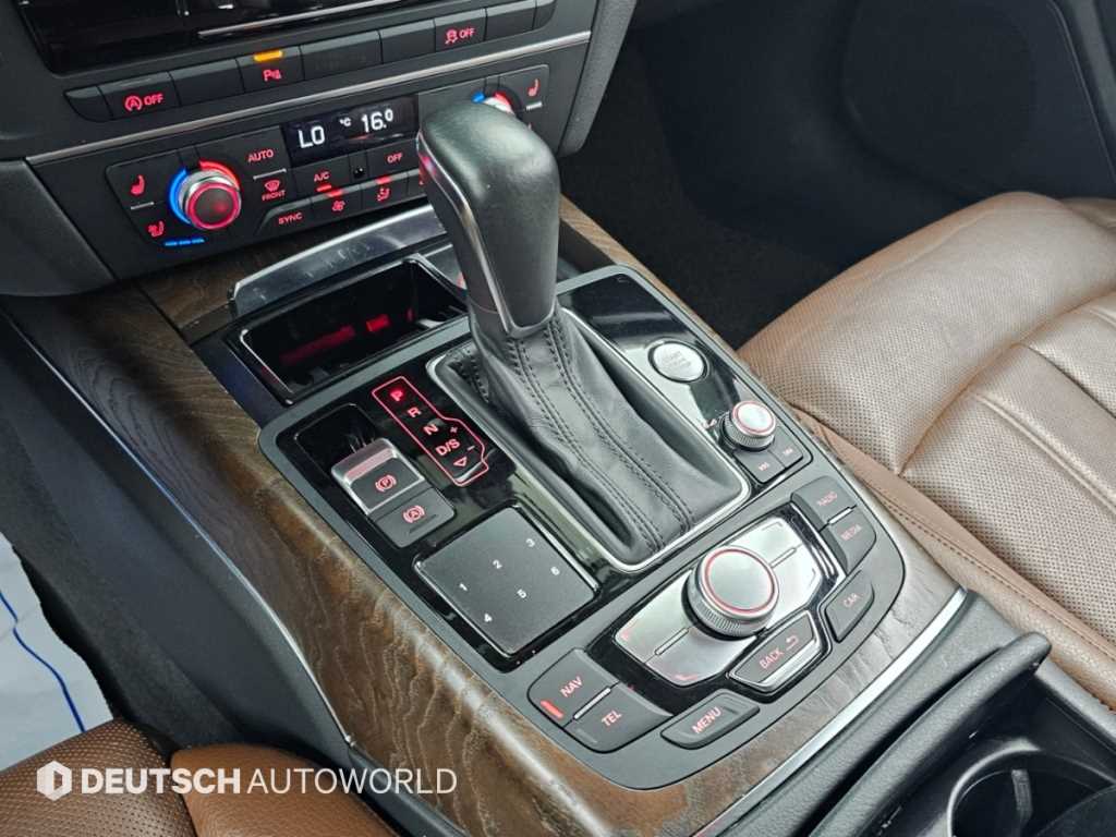 Audi A6 — photo 09