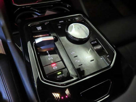 BMW 5-Series — photo 12