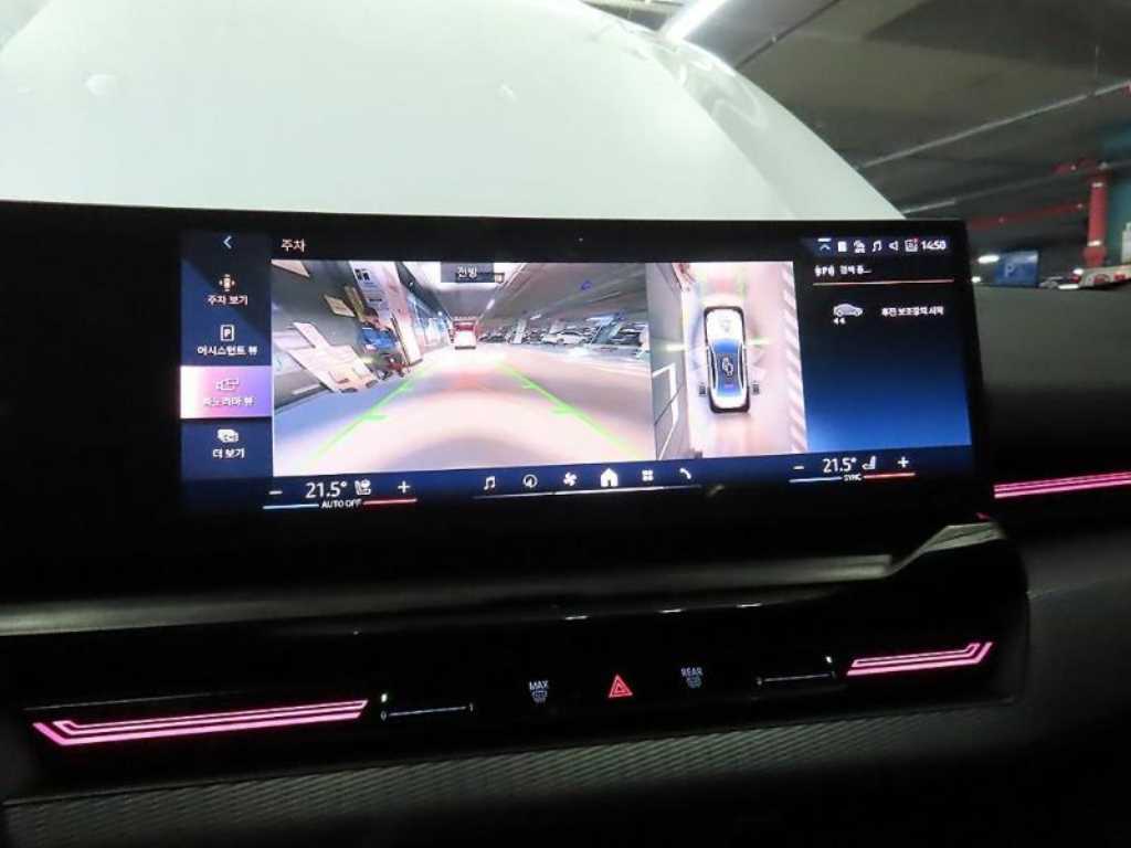 BMW 5-Series — photo 14