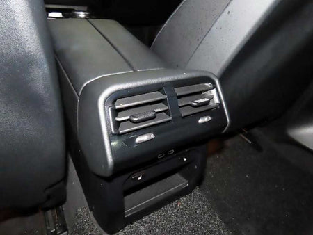 BMW 5-Series — photo 15