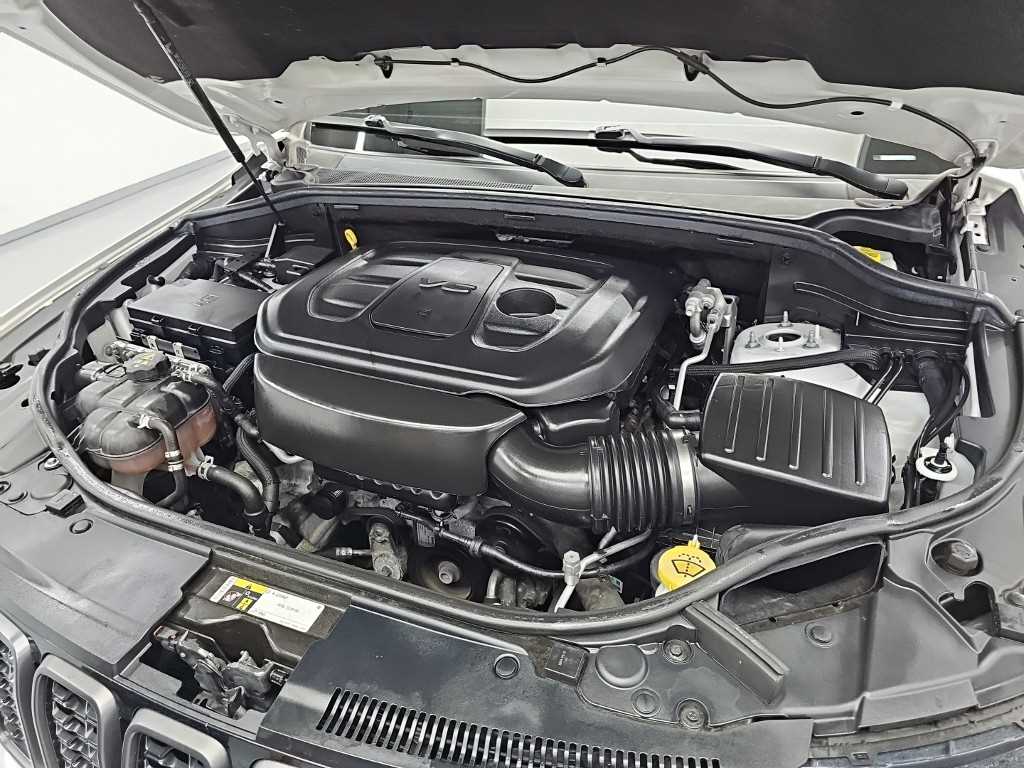 Jeep Cherokee — photo 05