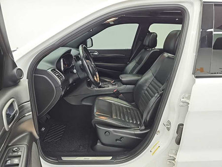 Jeep Cherokee — photo 11
