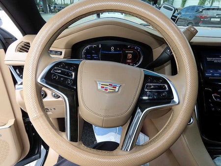 Cadillac Escalade — photo 08