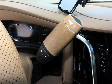 Cadillac Escalade — photo 11