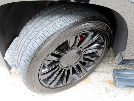 Cadillac Escalade — photo 20