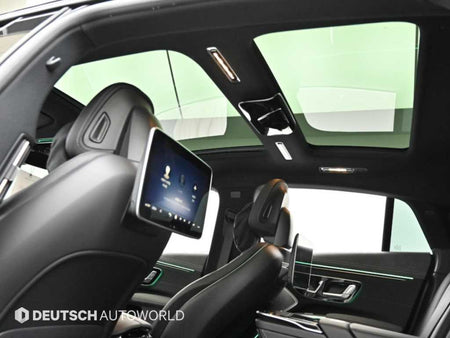Mercedes-Benz EQS — photo 18