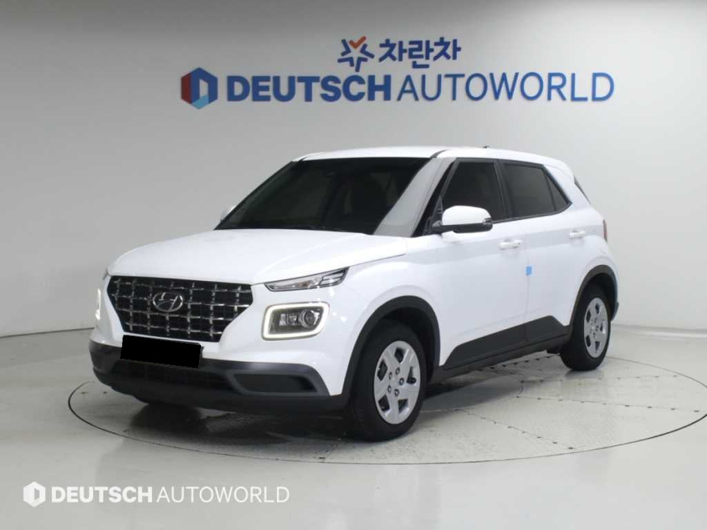 Hyundai Venue — photo 01