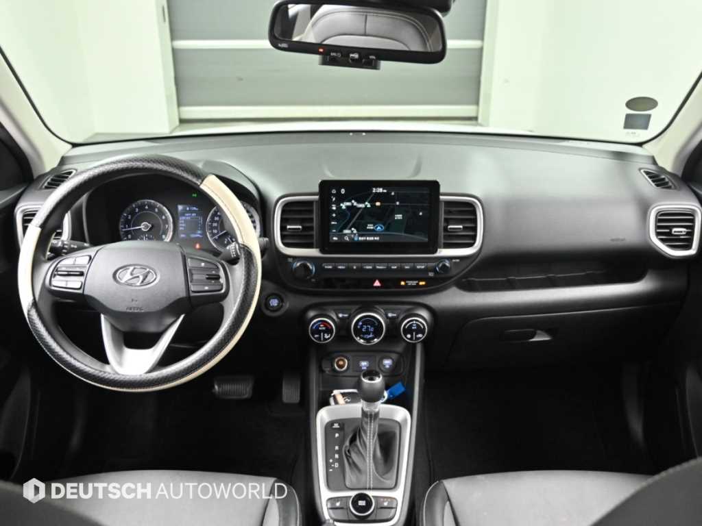Hyundai Venue — photo 07