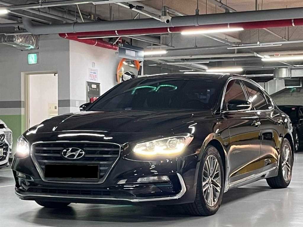 Hyundai Grandeur — photo 01