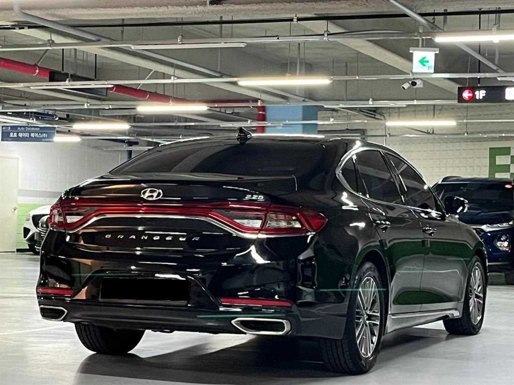 Hyundai Grandeur — photo 04
