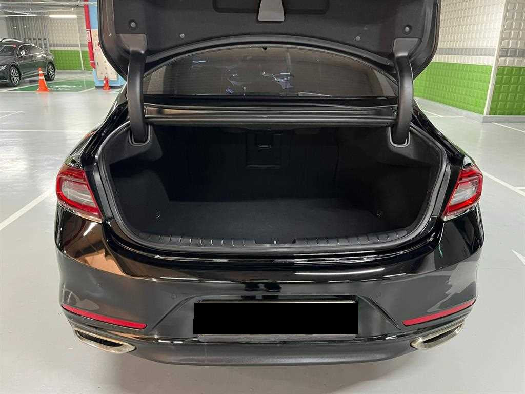 Hyundai Grandeur — photo 19