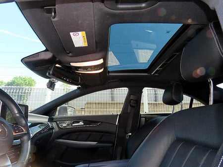 Mercedes-Benz CLS-Class — photo 17