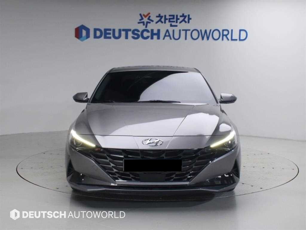 Hyundai Avante — photo 02