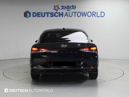 Hyundai Avante — photo 04