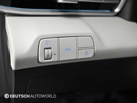 Hyundai Avante — photo 18