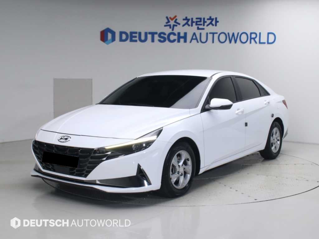 Hyundai Avante — photo 03