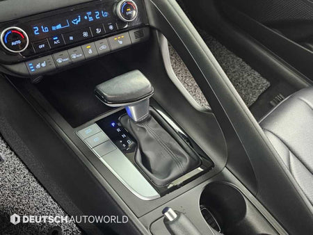 Hyundai Avante — photo 15