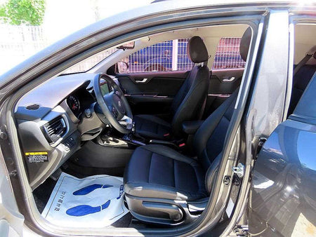 Kia Stonic — photo 05