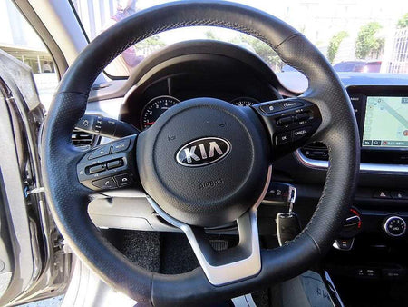 Kia Stonic — photo 08