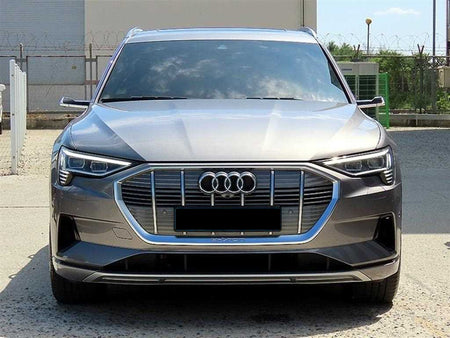 Audi e-tron — photo 01