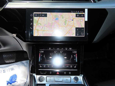 Audi e-tron — photo 13