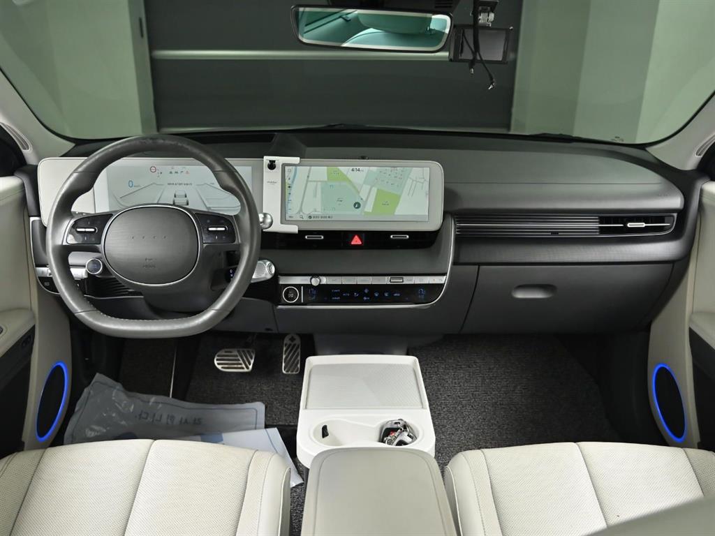 Hyundai Ioniq5 — photo 07