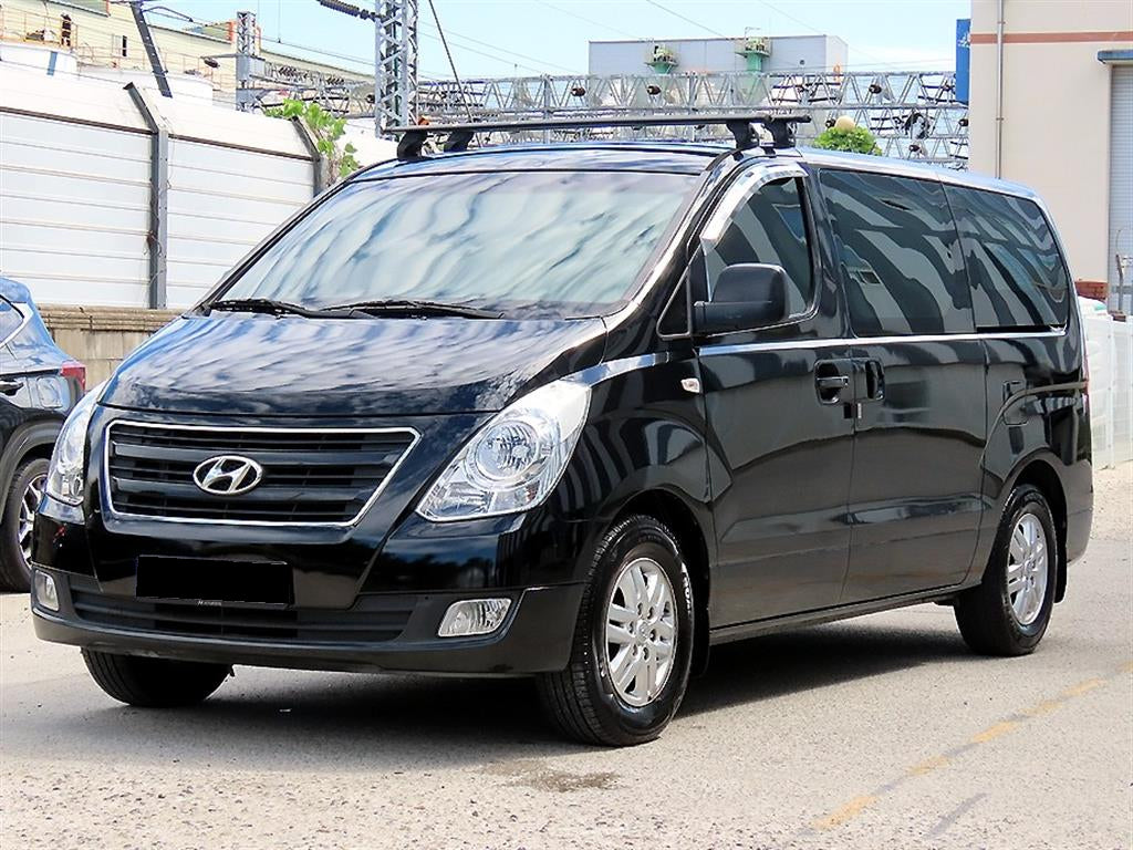 Hyundai Starex — photo 02
