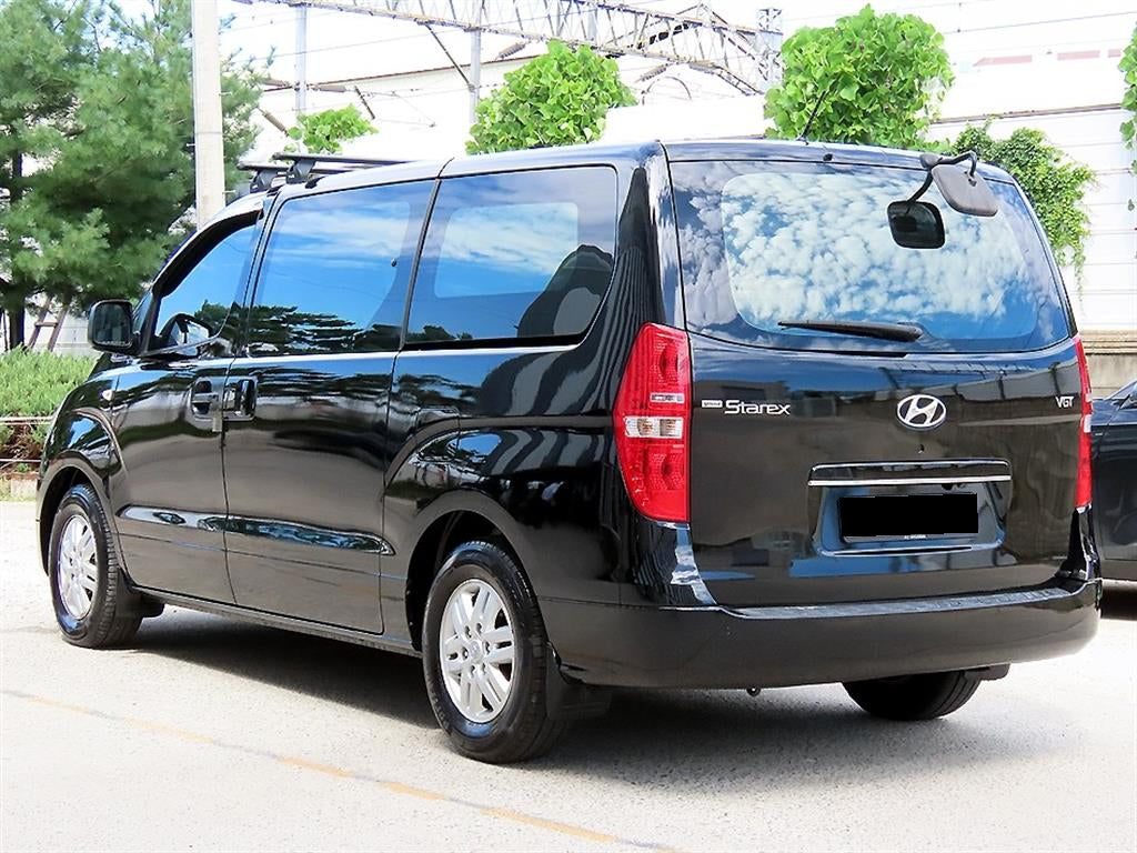 Hyundai Starex — photo 03